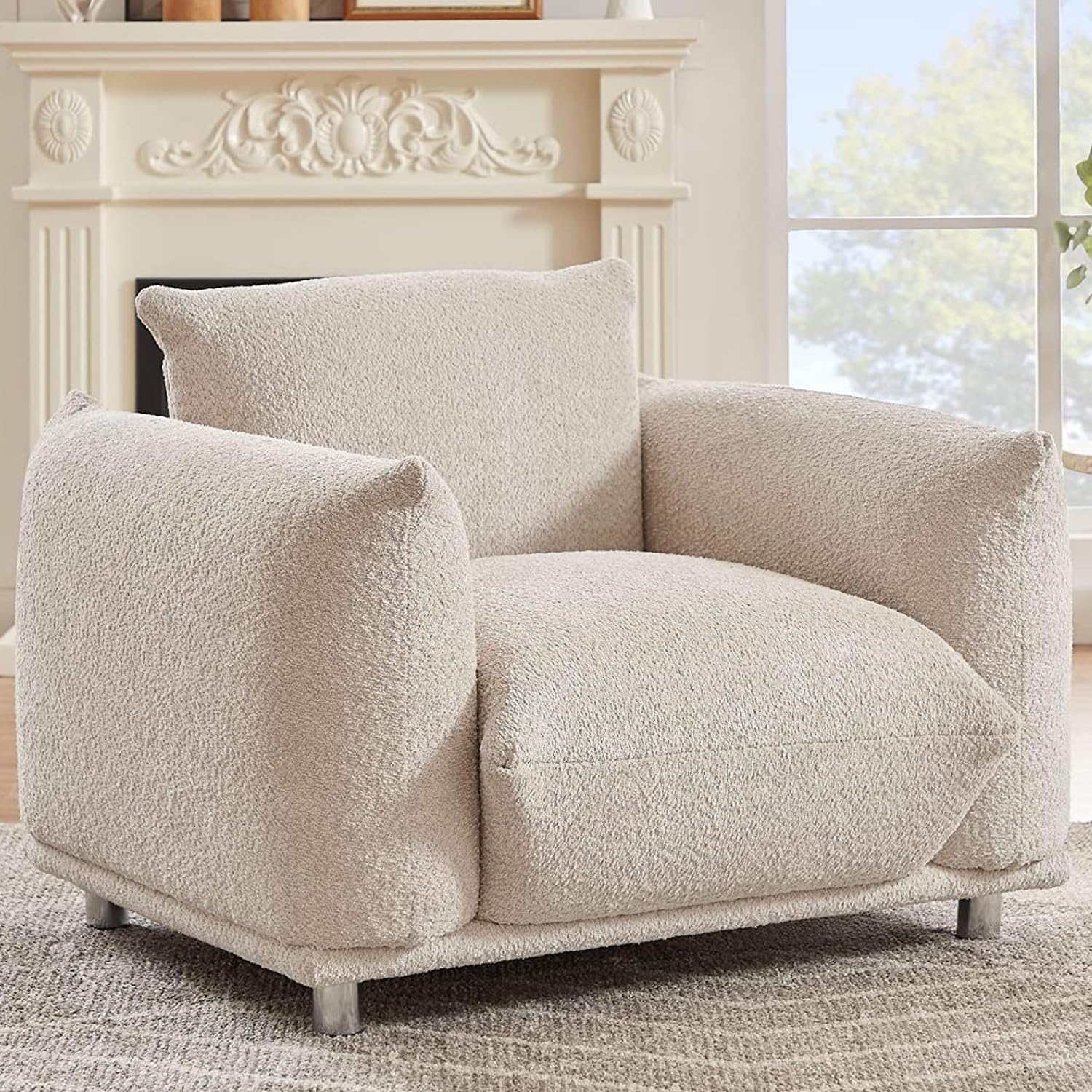 Single-Seater Sofa – Compact Armchair with Soft Upholstery